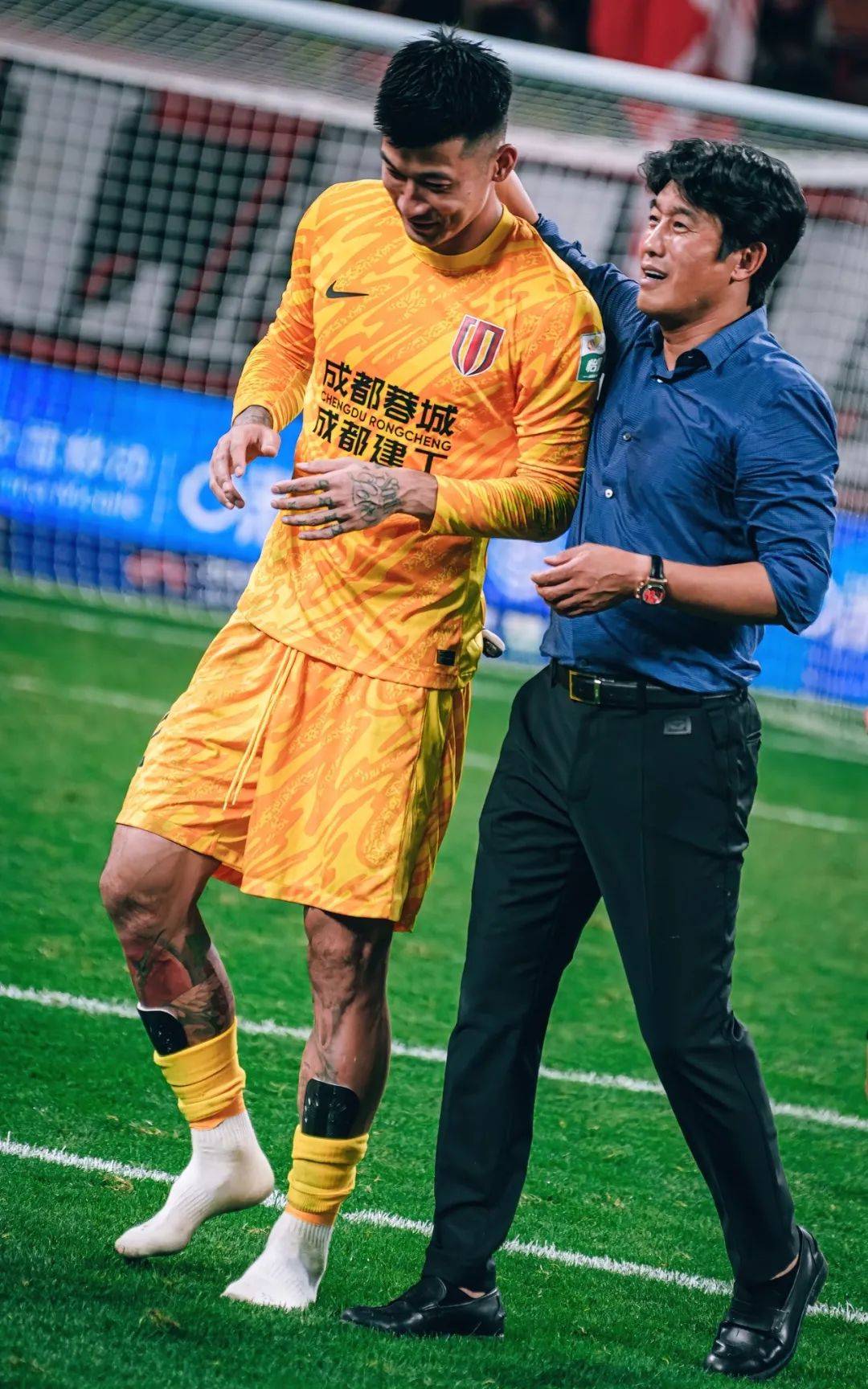 年轻球员在 年轻球员在