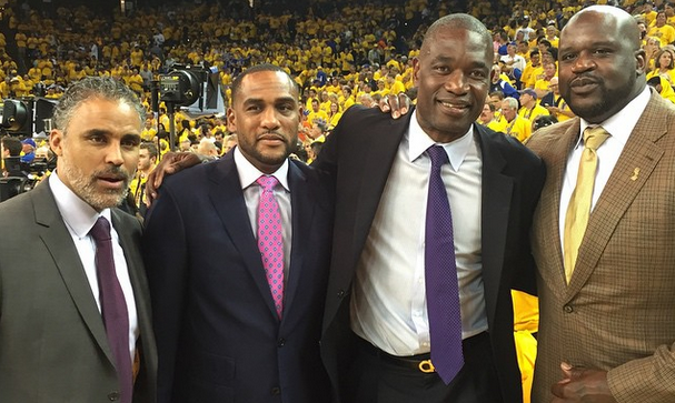 她们总能依 她们总能依