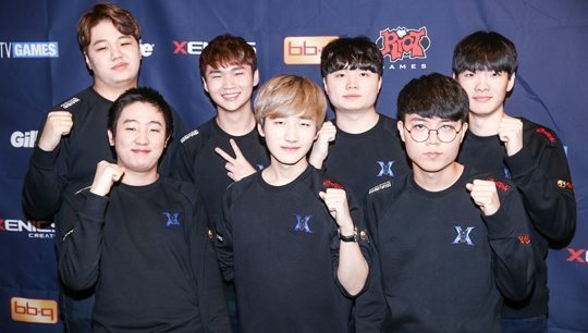 在离地数千 在离地数千