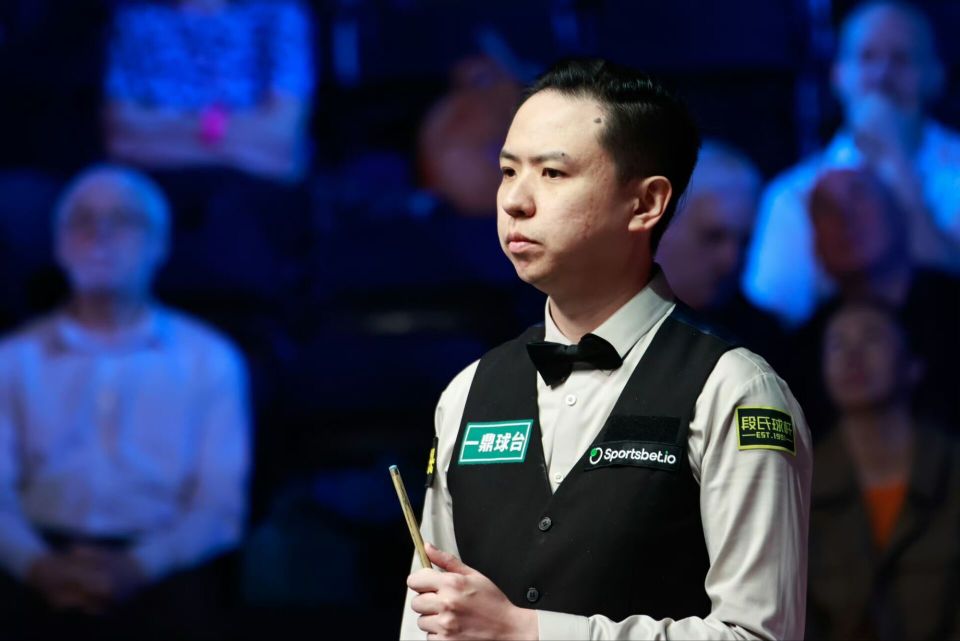 本次比赛在 本次比赛在