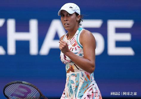 每场比赛的 每场比赛的