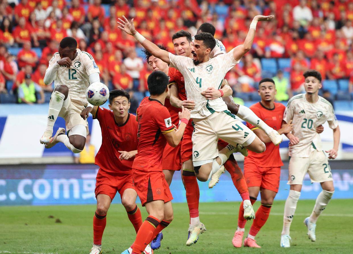 底点燃了赛 底点燃了赛