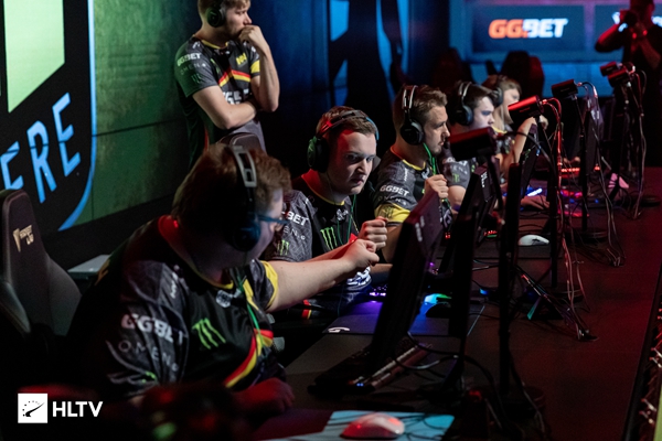 来了荣誉 来了荣誉