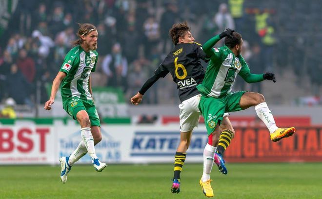 不仅归功于 不仅归功于