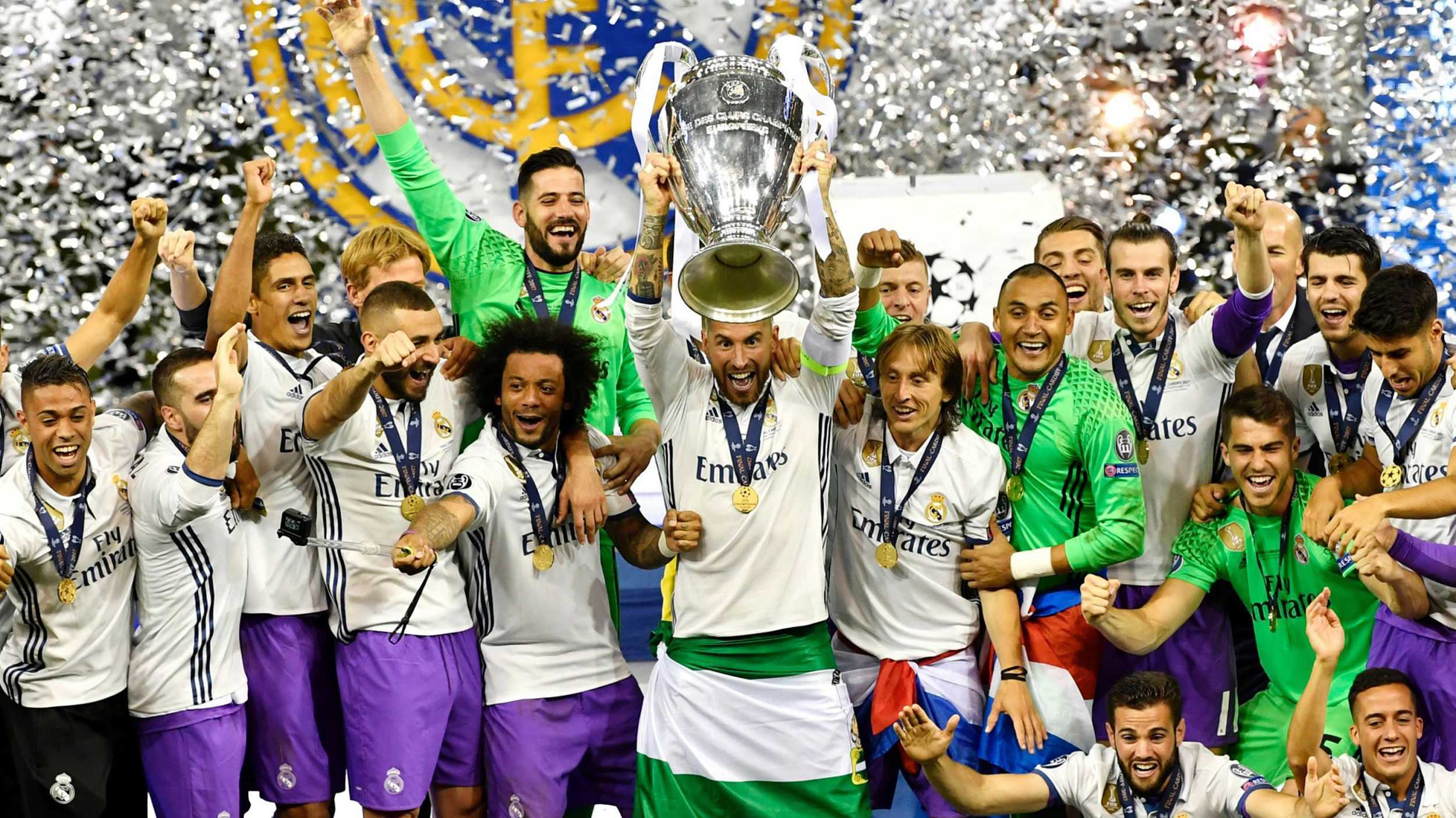 美媒预测本赛季入选全明星概率：里夫斯73%，詹姆斯69%